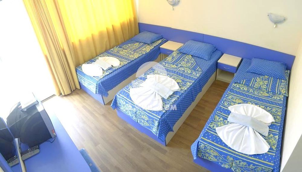 Продава се Хотел в с. Равда, Област Бургас - 450 кв.м за 1067 €/кв.м - Снимка #1