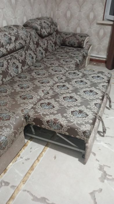 Диван и кресло для гостиной