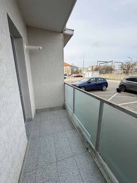 Inchiriez Garsoniera