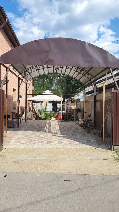 Коттедж в центре города, в районе бани Самал