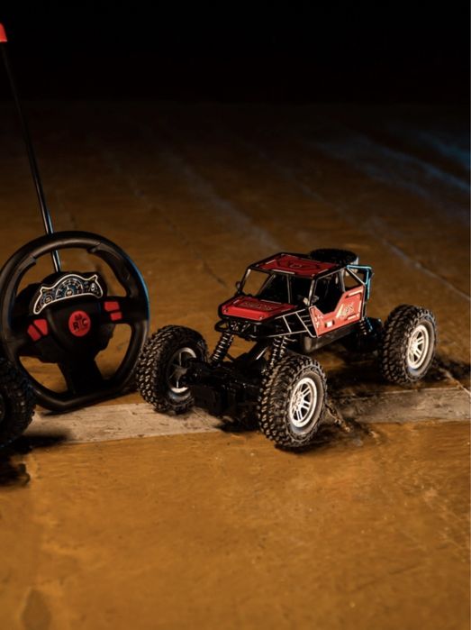 Машинка на радиоуправление