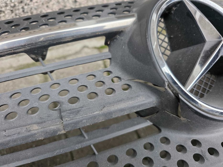 Предна и задна броня за w447