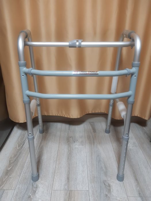 Продам ходунки для взрослых