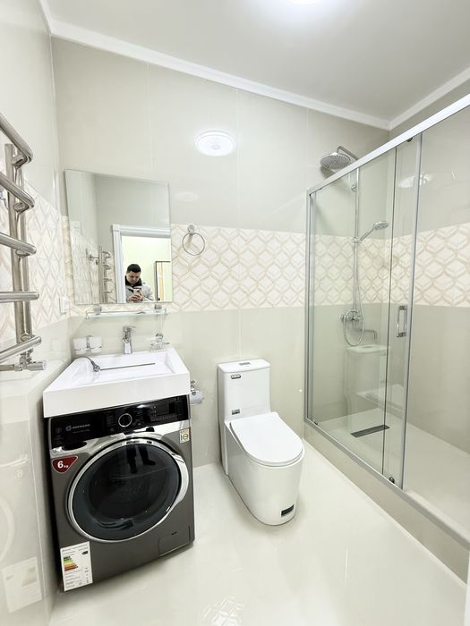 Сдаётся 4 комнатная квартира в Новомосковская 150м2 с новым ремонтом