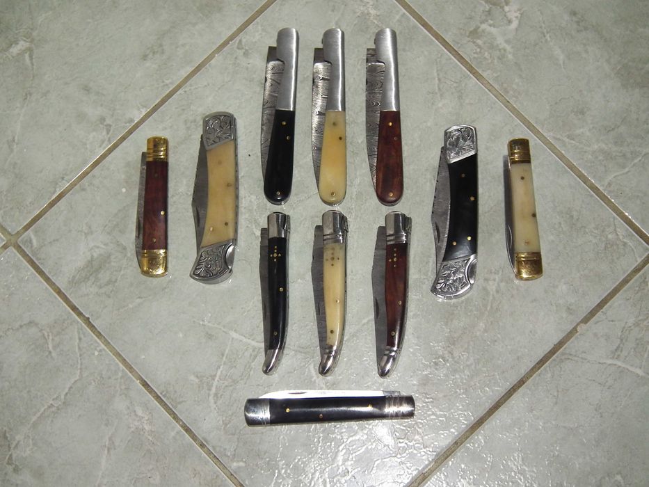 Nou briceag creat manual plásele din lemn, corn de bivol de apá sau os de cámilá