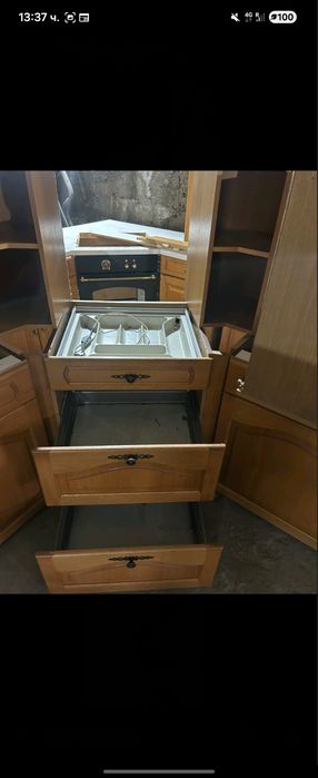 Кухня изработена от дъб