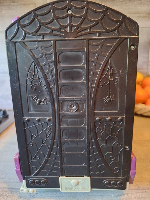 Autobuz Monster High Ghoul Mobile