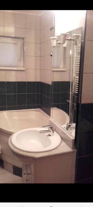 Proprietar vând apartament 2 camere la parter Torontalului nr 6 vizavi de Iulius Mall , Biserica Agape