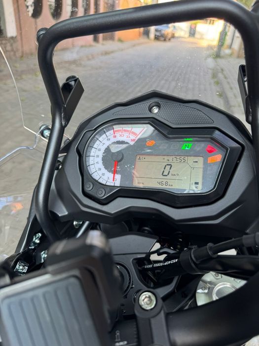 Vand Benelli TRK 502 NOU! 1300 km