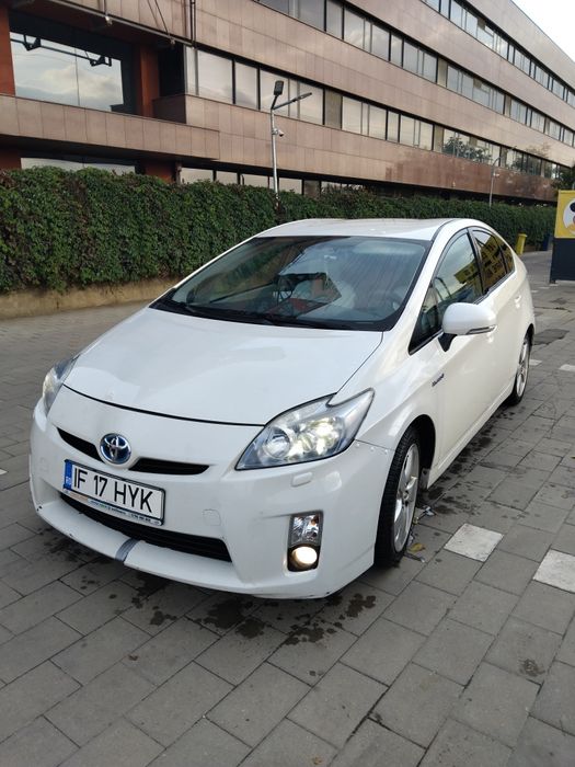 Toyota prius 2011