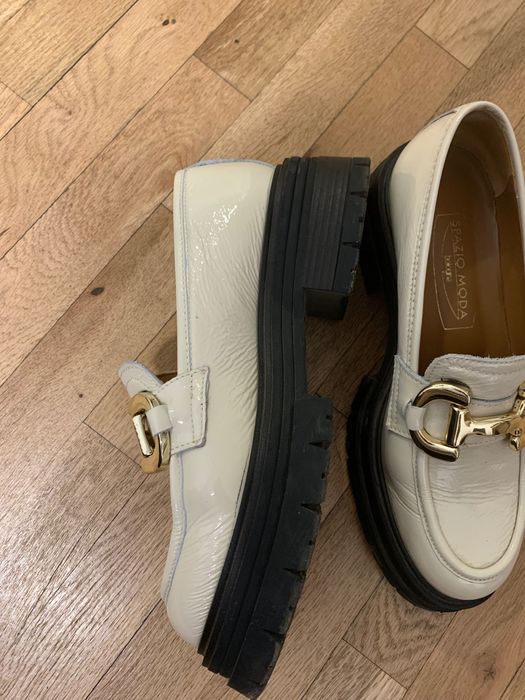 Лачени обувки Spaziomoda Italy