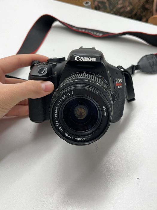 Canon EOS Rebel T3i/600d