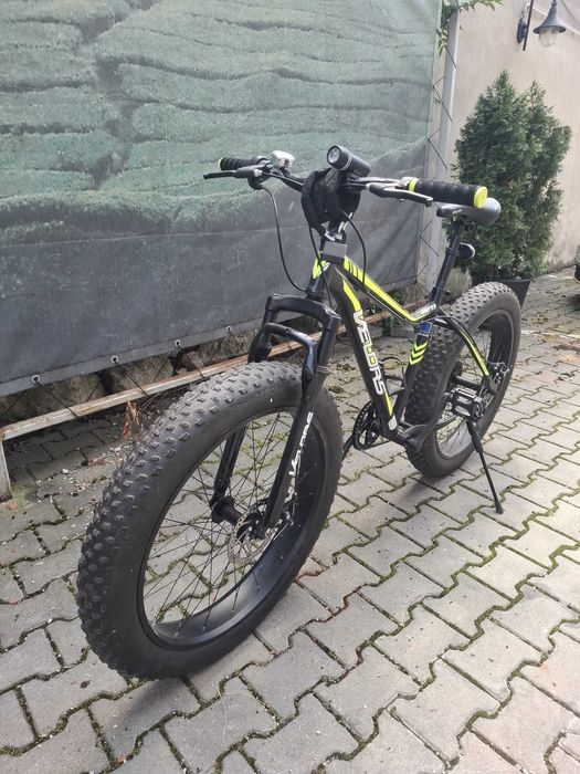 Bicicletă Fat Bike Velors Wolf 2.6, roți 26", frâne pe disc — stare foarte bună