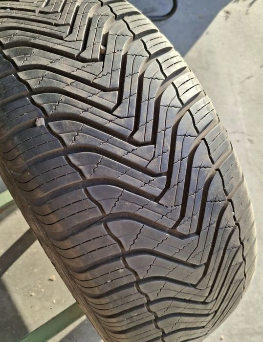 1 Anvelopă  de iarnă 205 55 r17 Cripmax