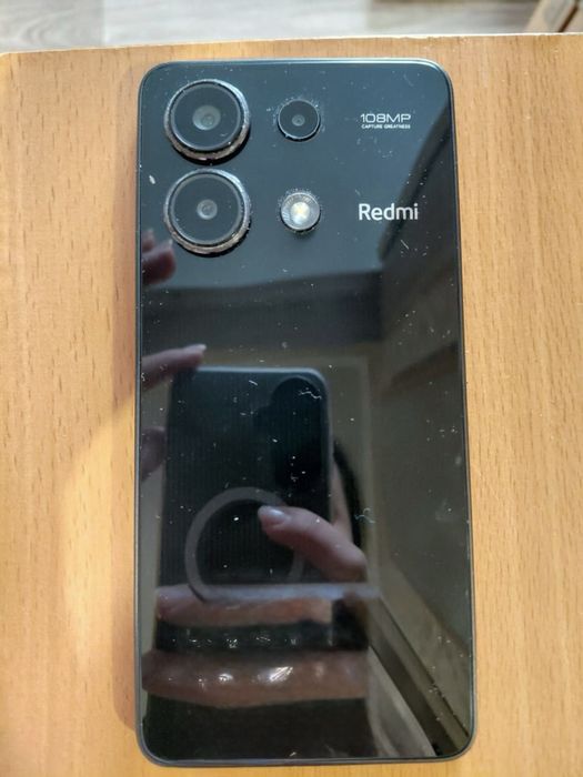 Продам смартфон Xiaomi Redmi Note 13