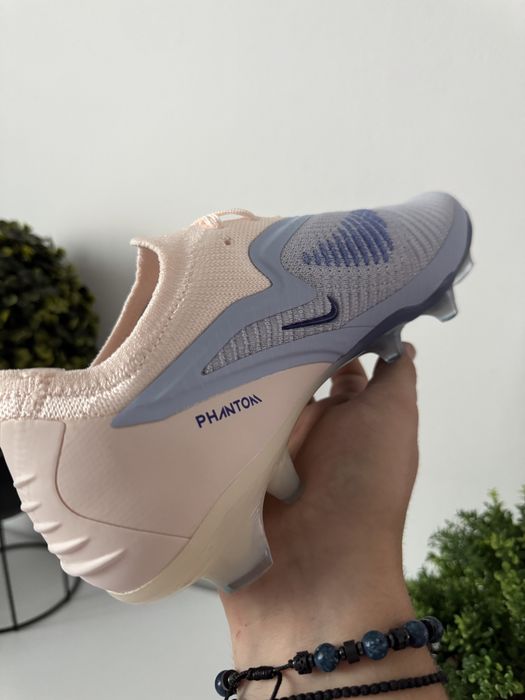 Ghete fotbal Nike Phantom Low Elite FG