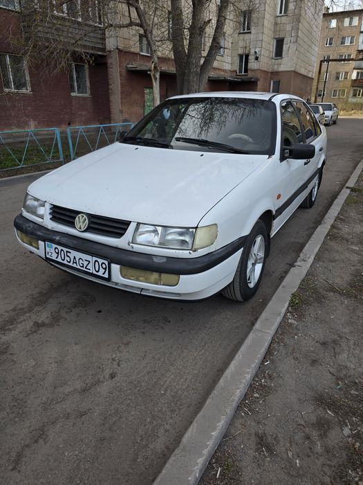 Продам Фольксваген Пассат б4 1.8