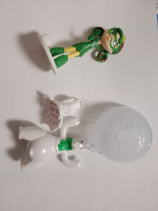 Киндер игрушки разные