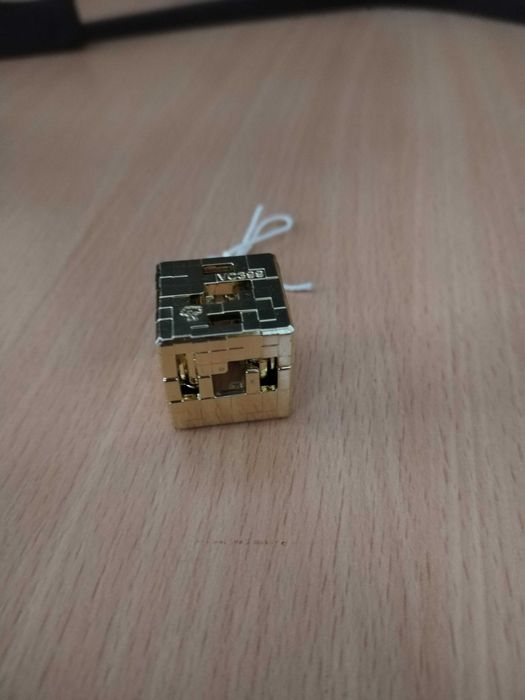 Золотой блок Киндер Джой Майнкрафт