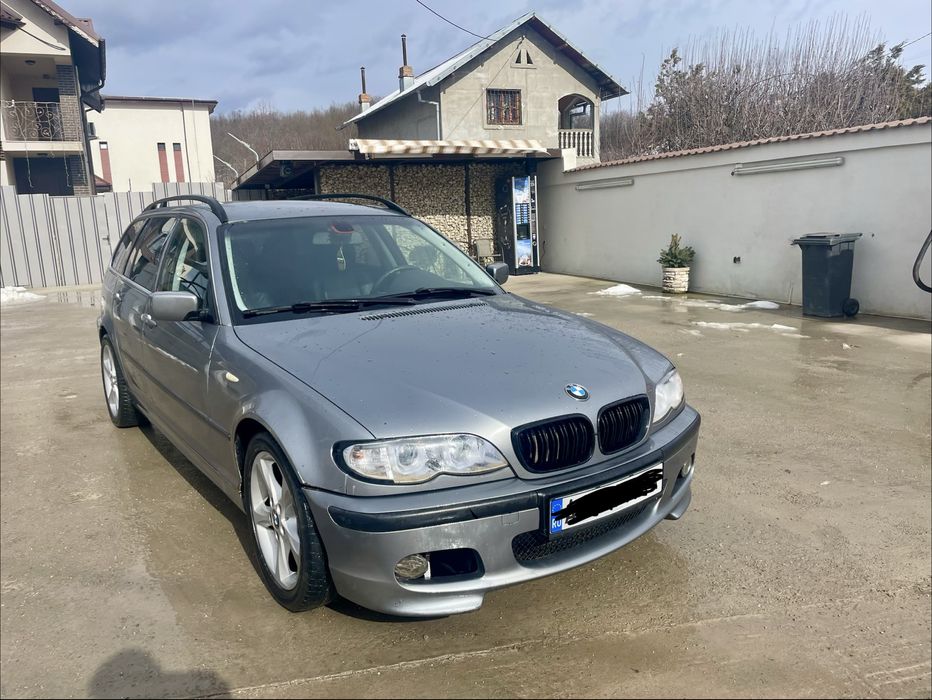 Bmw 320 diesel din anul 2004 manual masina trage bine navigatie camera