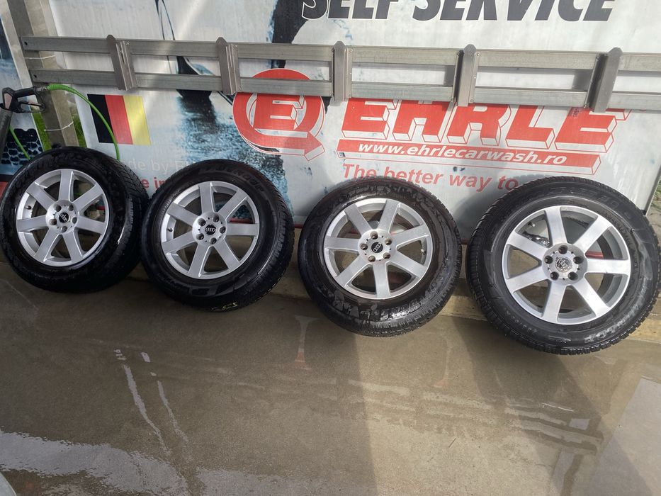 Vand 4 jante cu anvelopa iarna 235/65R17 Audi