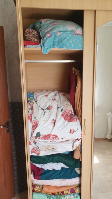Продаю шифонер раздвижной