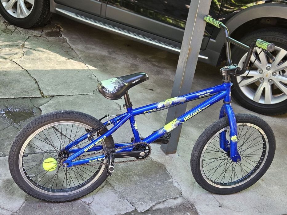 Продается трюковой велосипед BMX ,в отличном состоянии.