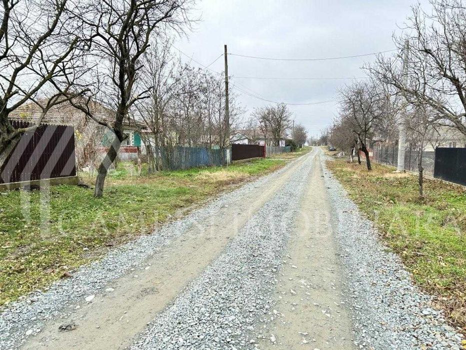 Casa + teren intravilan aprox. 5.000 mp – Crunți, jud. Ialomița