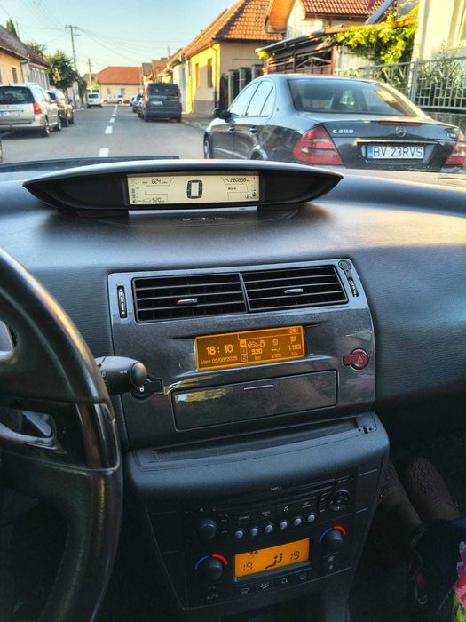 Vând Citroen C4 1.6/HDI automată