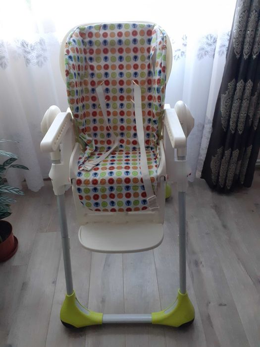 Vând scaun + masă telescopică pentu bebeluși