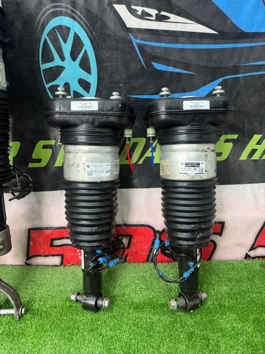 Amortizor cu perna aer stanga fata Bmw X5 G05 X6 G06 X7 G07 6892425