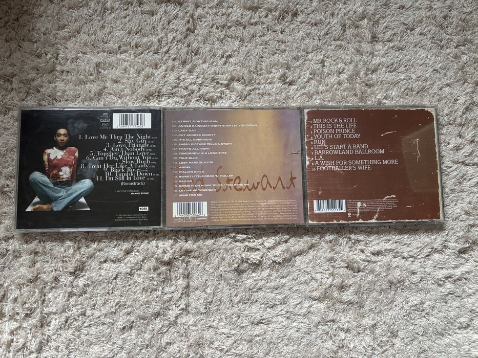 Vand cd-uri muzica diversa