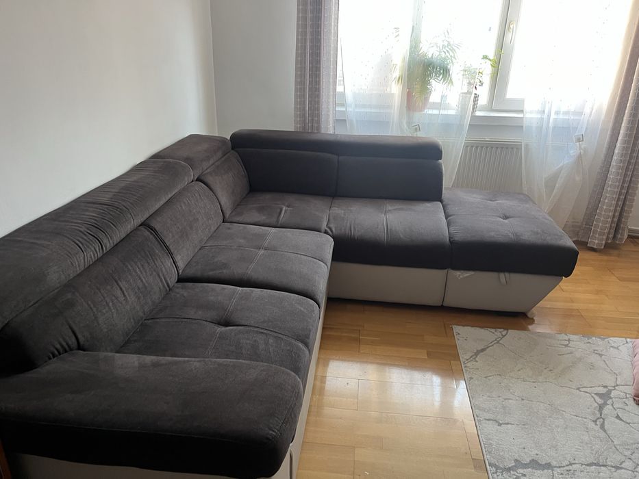 De vanzare coltar cu lada de depozitare