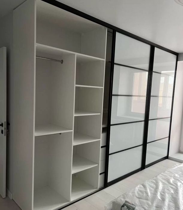 Шкаф купе три в одном