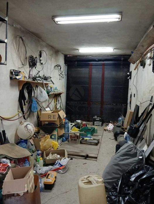 Продава се Къща в Пловдив, Център - 180 кв.м за 1778 €/кв.м - Снимка #13