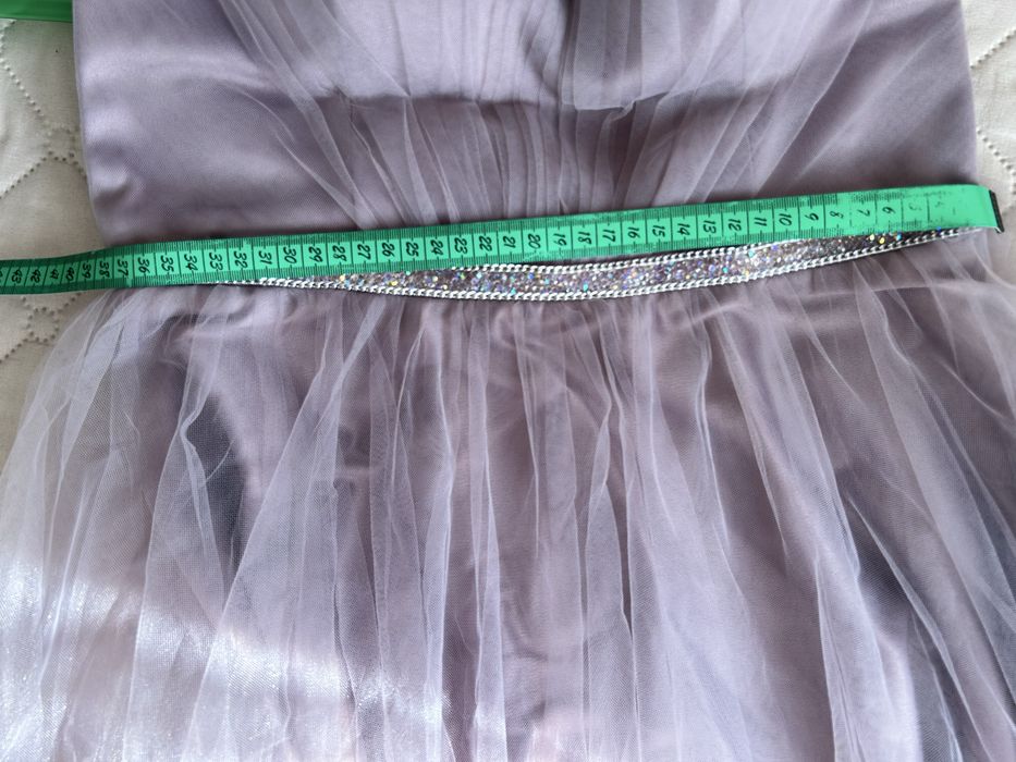 Официална рокля малко над глезена