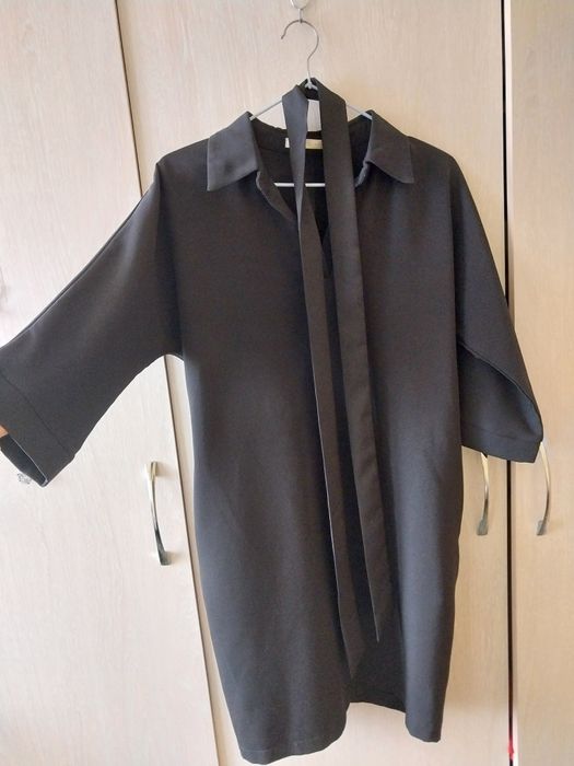 Платье женское с поясом