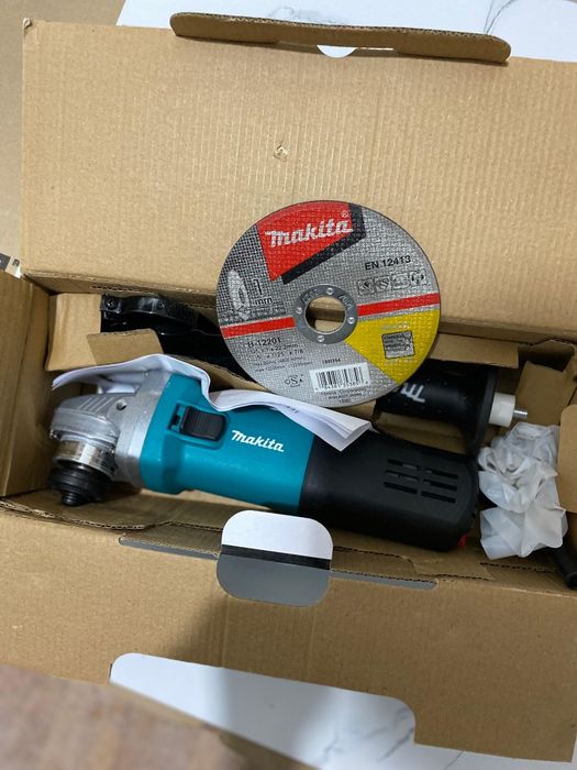 Перфоратор продам новый