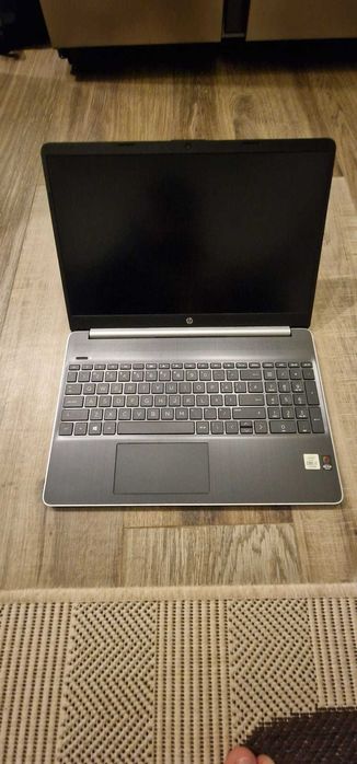 Laptop HP 15s-fq1000nq, Intel Core i7-1065G7 pana la 3.9GHz, 15.6" Full HD, 16GB, SSD 512GB, Intel Iris Plus Graphics, Free Dos, argintiu