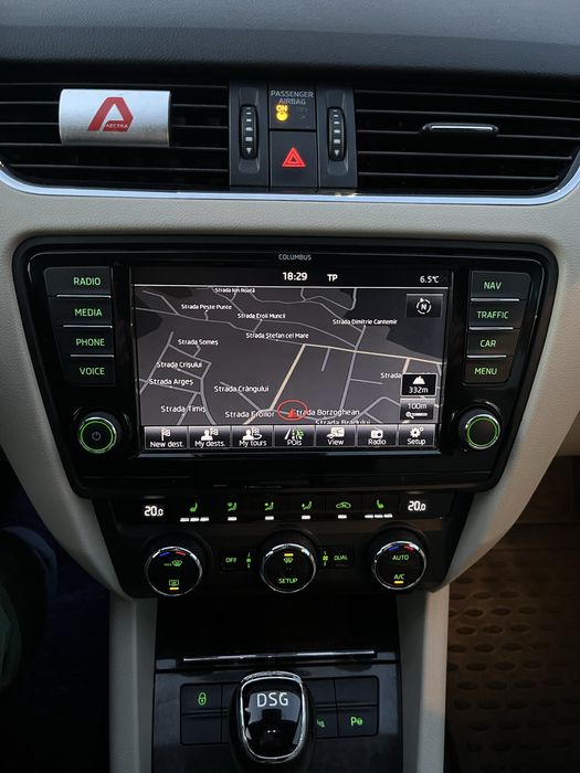 Skoda octavia 2.0 DSG parkassist 360 canton keyless columbus