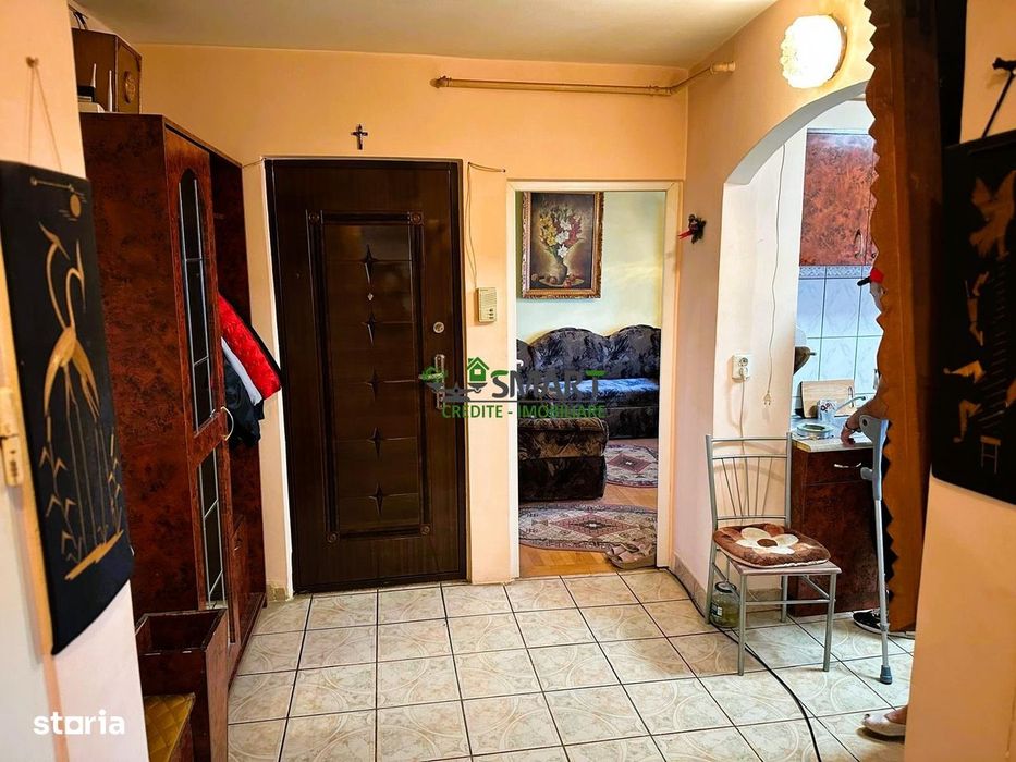 Apartament decomandat Traian Zona Republicii 74 000 euro Etaj 3