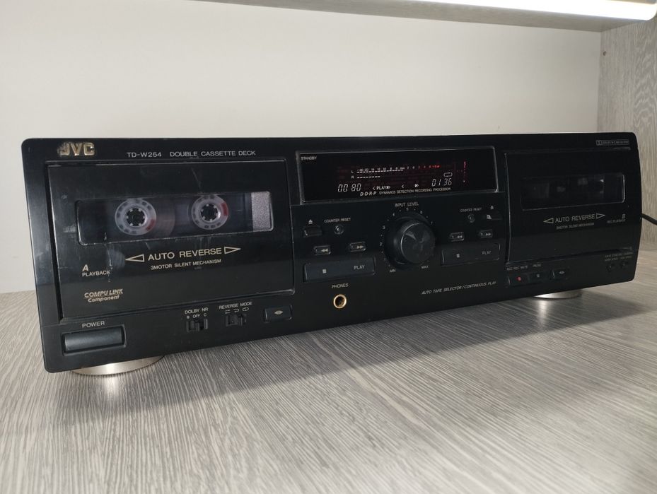 JVC TD-W254 audio magnitola, yaxshi holatda