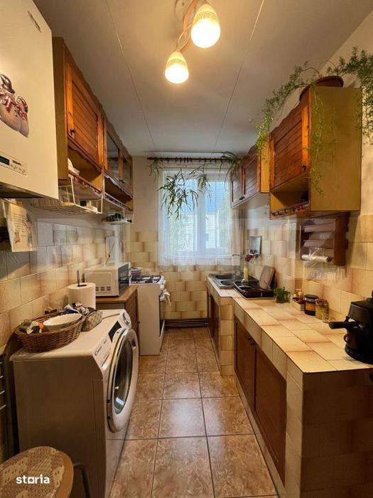 Apartament 2 camere, 47 mp, etaj 3, zona Aleea Carpati
