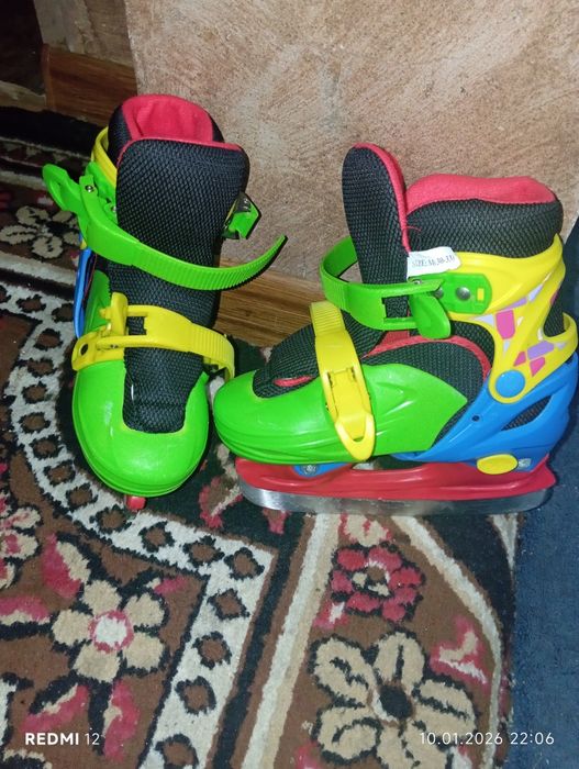 Продам детские коньки
