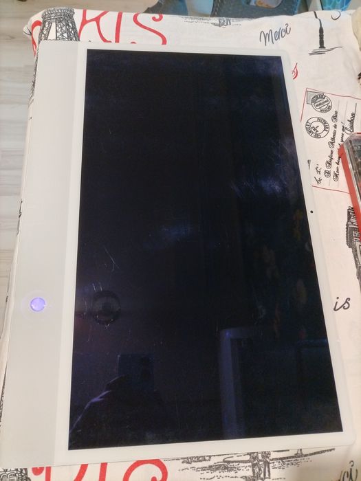 Dezmembrez Apple model A2438 display și carcasa este ok