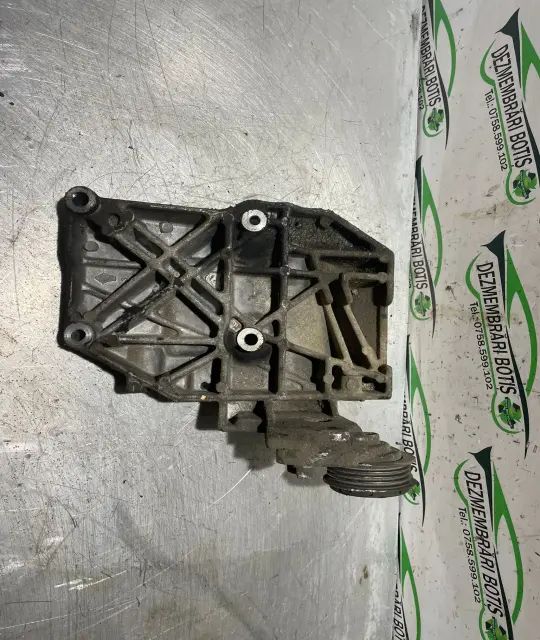 Suport compresor clima 038260885C Volkswagen VW Passat 2002
