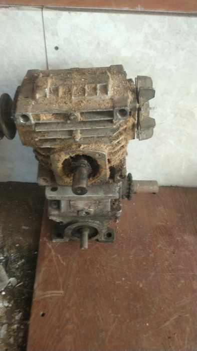 Продам двигатели и редуктора бубу