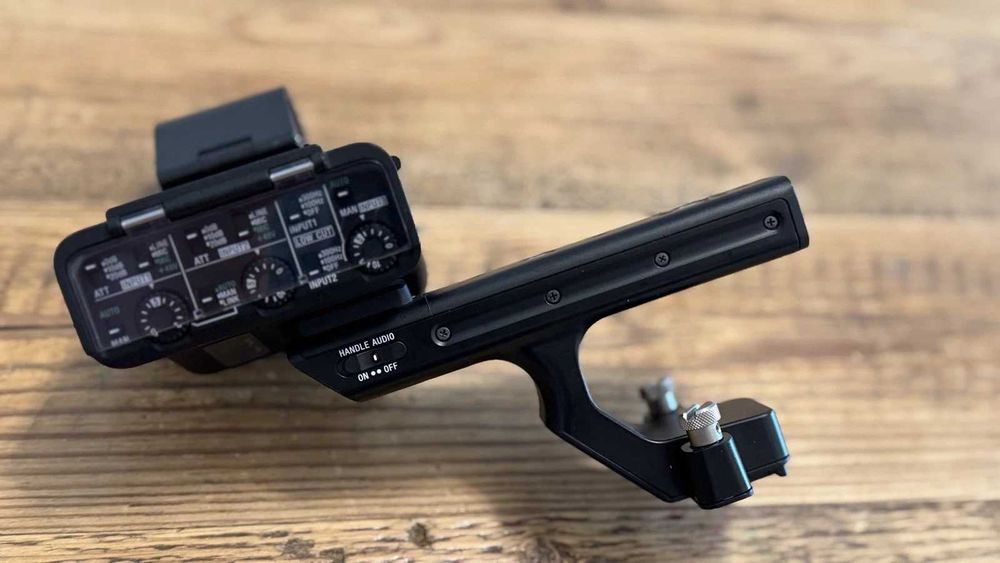 Sony XLR-H1 Аудио Интерфейс /Handle Unit за FX3, FX2 и FX30