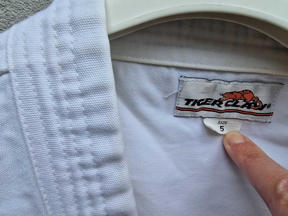 *KIMONO KARATE TIGER CLAW KATA | 175 cm | centura galben