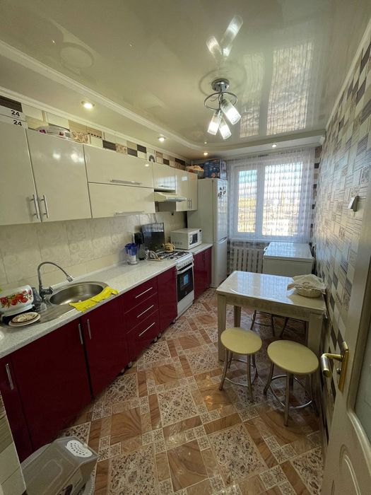 Продам 3 комнатную квартиру